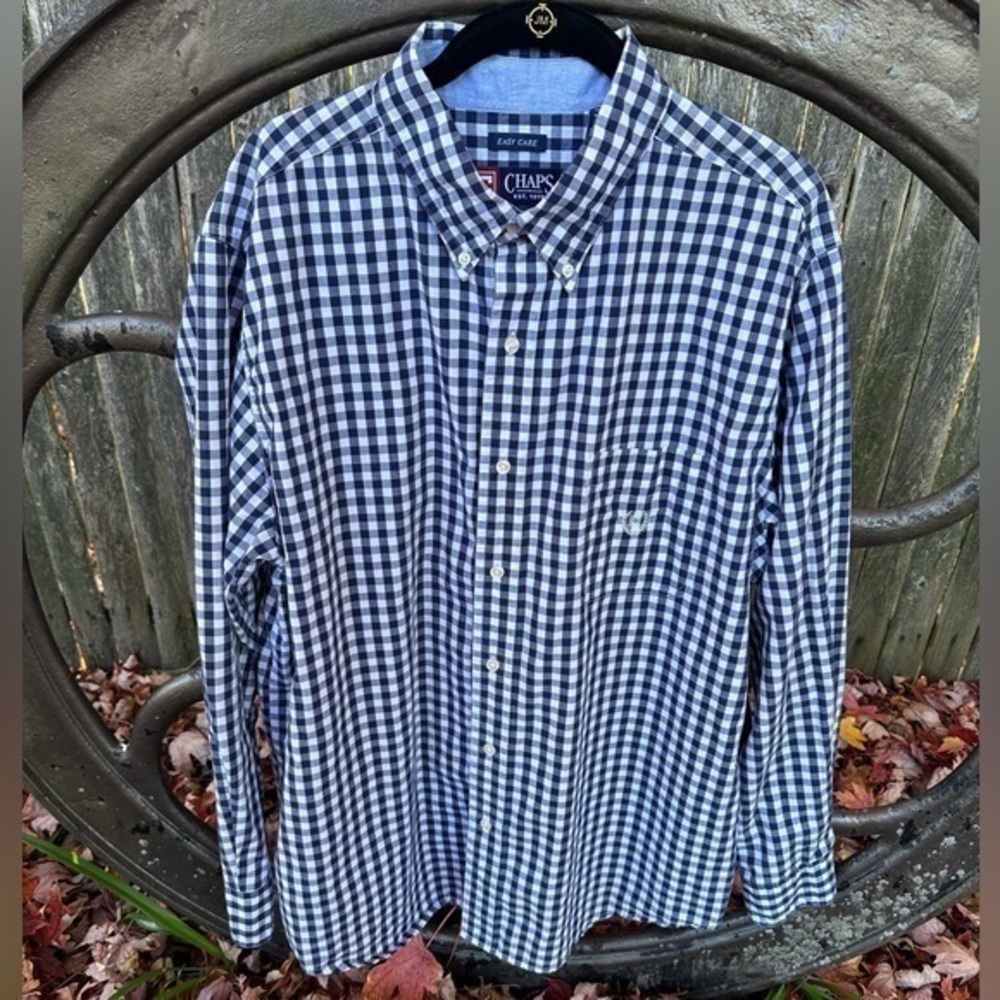 Chaps Men’s Button Down Long Sleeve Shirt‎ (Navy & White Gingham)